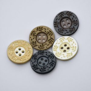 Resin 4-hole patterned buttons in brown and black speckled tones, round sew-through buttons with four centre holes