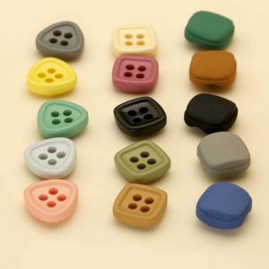 Colorful buttons in triangle, square and recessed-hole shapes, two-hole and four-hole resin sewing buttons in pink, yellow, green, blue and more, 11mm for knitwear and DIY crafts
